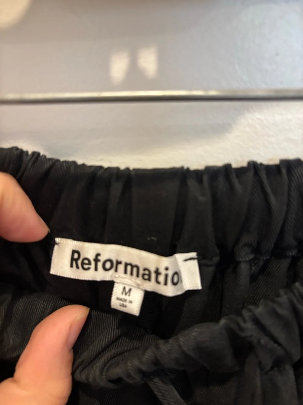 Reformation Black Wide-Leg Cargo Trousers - Picture 3 of 4